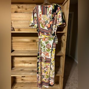 Maxi wrap dress sz L